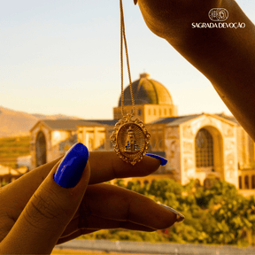 [COMPRE 1 LEVE 2] Colar Retrato Nossa Senhora Aparecida - Zircônia Premium Ouro 14K