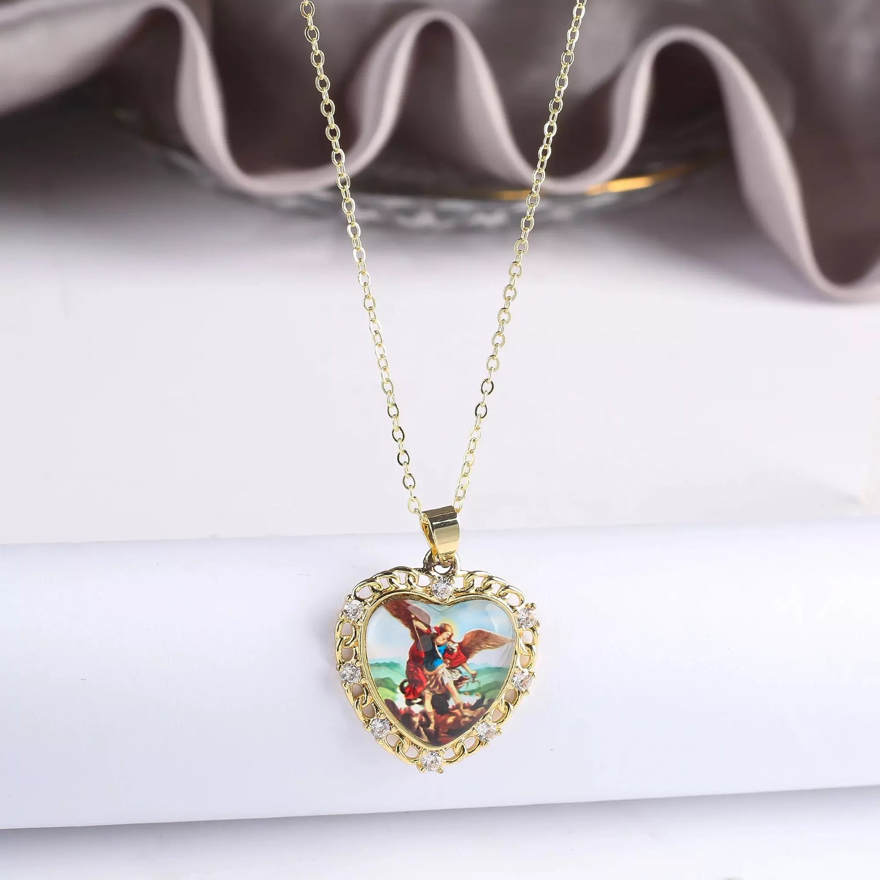 Colar Coração São Miguel Arcanjo Ouro 14K